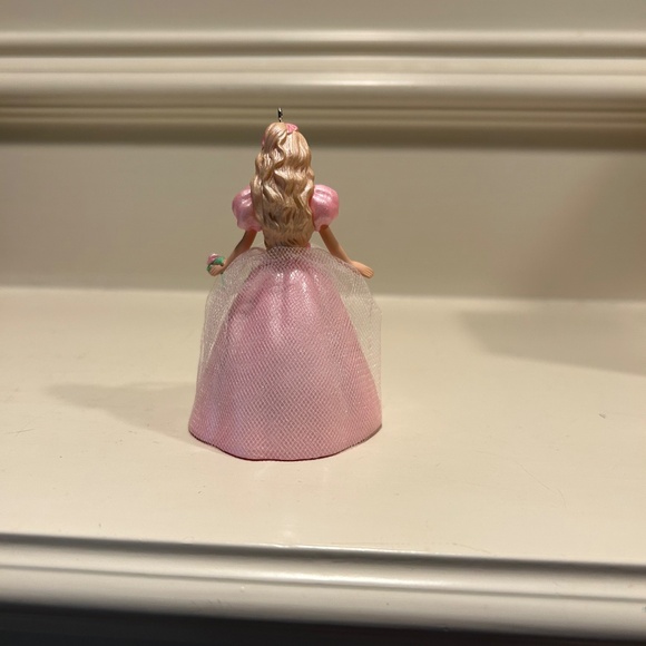Hallmark Springtime Barbie Ornament - Picture 4 of 8